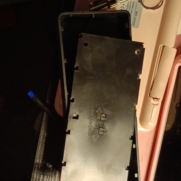 FENDER MUSIC AMP KEY HOLDER ROCK N ROLL - Picture 6 of 10